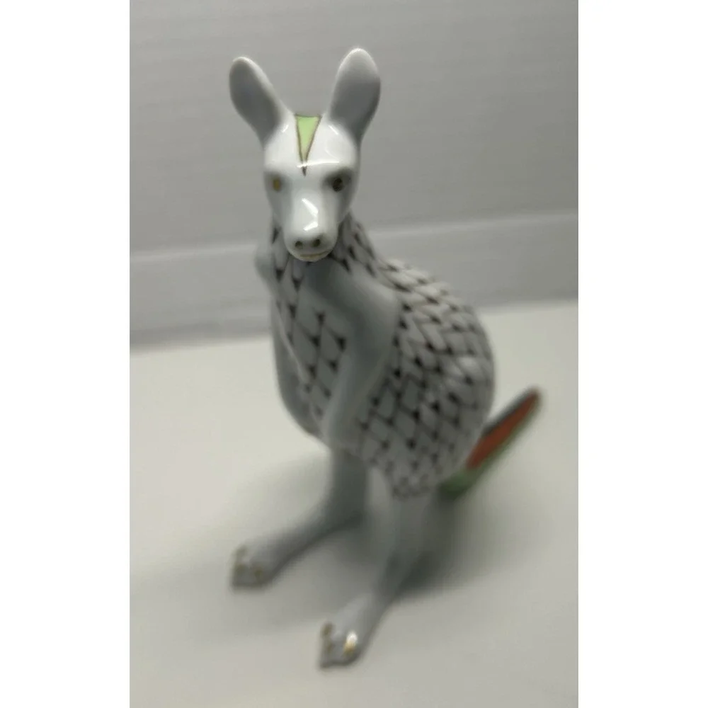 Hollohaza Porcelain Kangaroo Figurine Fishnet excellent condition